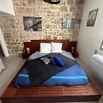 Maison Calme Et Climatisee - Proche Nimes & Arles Ferienhaus *