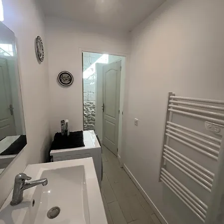 Maison Calme Et Climatisee - Proche Nimes & Arles * Saint-Gilles (Gard)