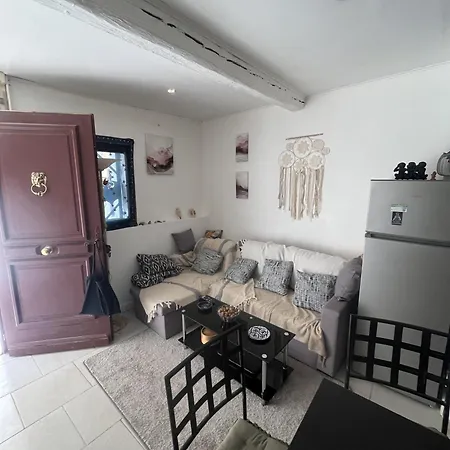 Tatil Evi Maison Calme Et Climatisee - Proche Nimes & Arles