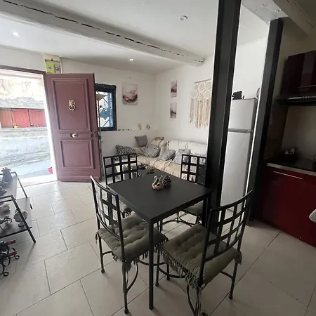 Maison Calme Et Climatisee - Proche Nimes & Arles * Saint-Gilles (Gard)