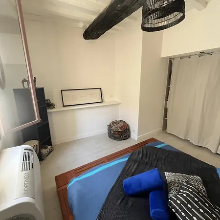 Maison Calme Et Climatisee - Proche Nimes & Arles